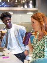 YOTEL London Komyuniti drinks