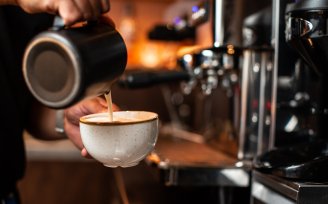 YOTEL Edinburgh - Pouring a cup of coffee