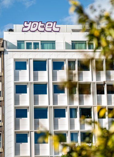 YOTEL Porto - Exterior view of the hotel
