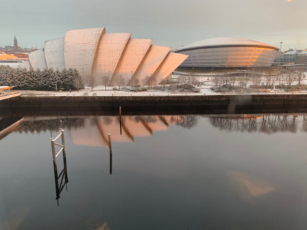 Events_venue_with_a_body_of_water_surrounding_it