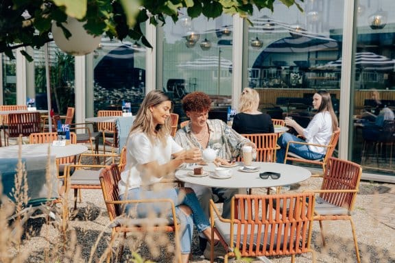 Restaurant Terrace