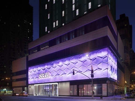 The exterior of a large hotel lobby in New York City
