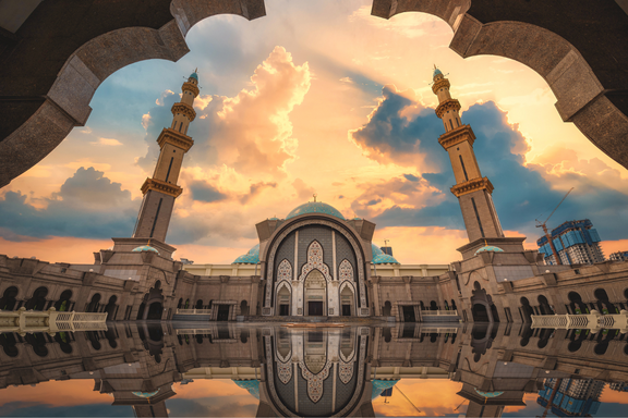 Temple in Kuala Lumpur at sunset