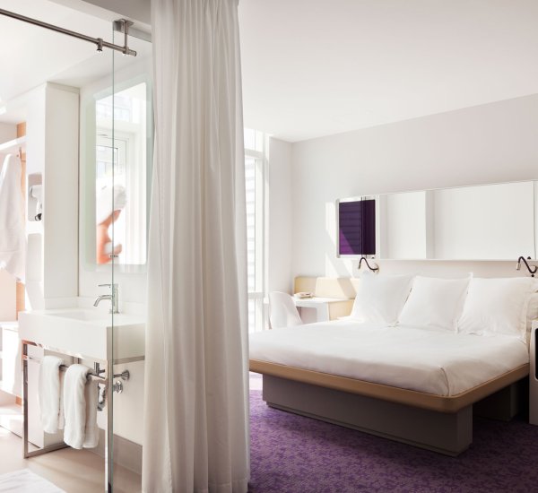 YOTEL New York First Class King Junior Suite