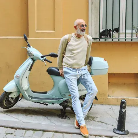 Moshe Aelyon on a vespa