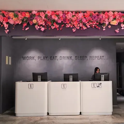 YOTEL Singapore reception