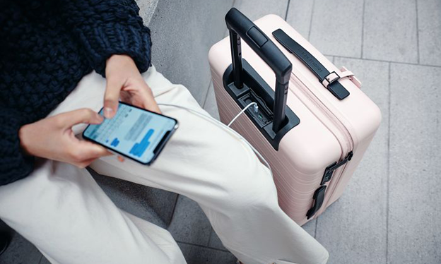 BATTERY-CHARGING CARRY-ON CASES 