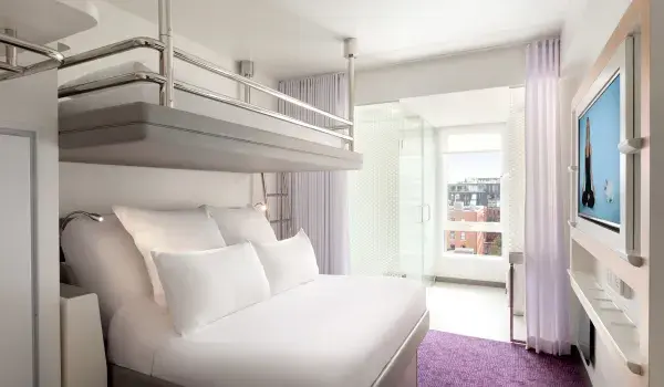 YOTEL Boston Premium Queen with Bunk