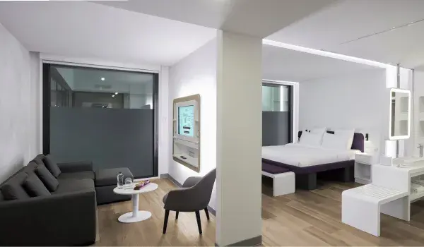 YOTEL Istanbul Airport Landside First Class King Junior Suite