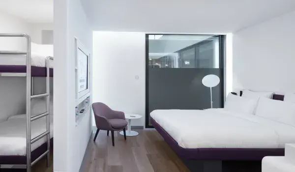 YOTELAIR Istanbul Airport First Class King with Bunk