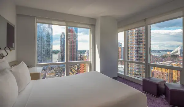 YOTEL New York Corner Queen cabin