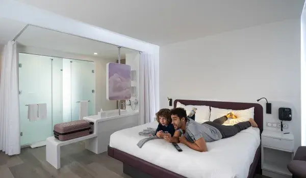 Yotelair Istanbul First Class cabin