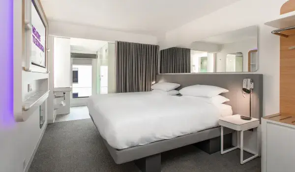 Edinburgh Premium King room