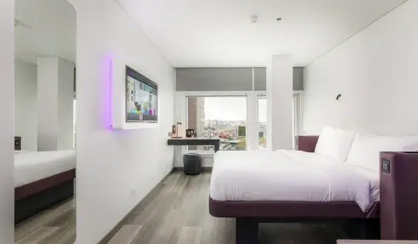 Premium Queen View  - POR