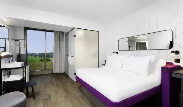 YOTEL_Geneva_Premium_Plus