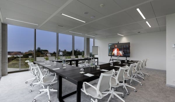 GEN_Meeting_Room