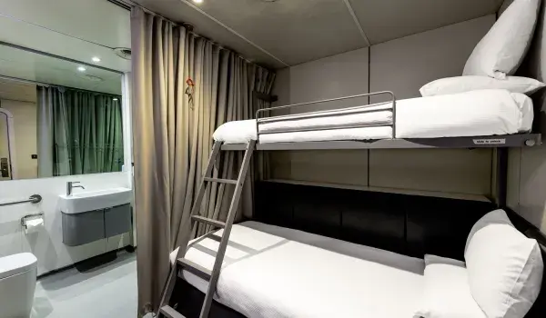 LGW_Premium_Twin_Cabin