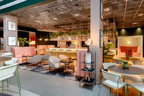 Bourgeois hotel lounge with mood lighting 